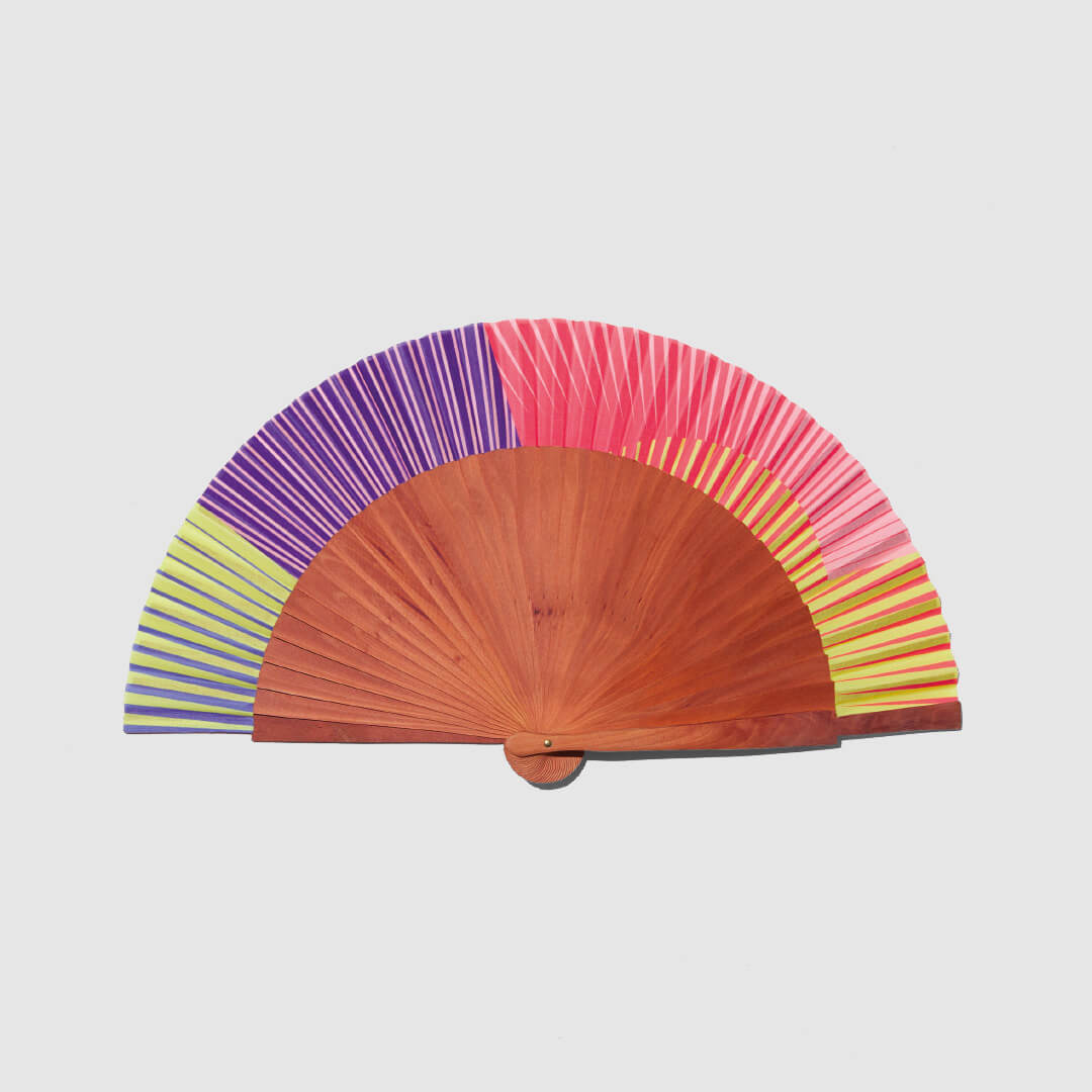 handgefertigter-faecher-bunt-aus-spanien-a-fan-of-freiburg