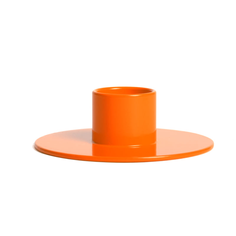 kerzenstaender-pop-orange-metall-not-the-girl-who-misses-much-freiburg-concept-store-dazwischen
