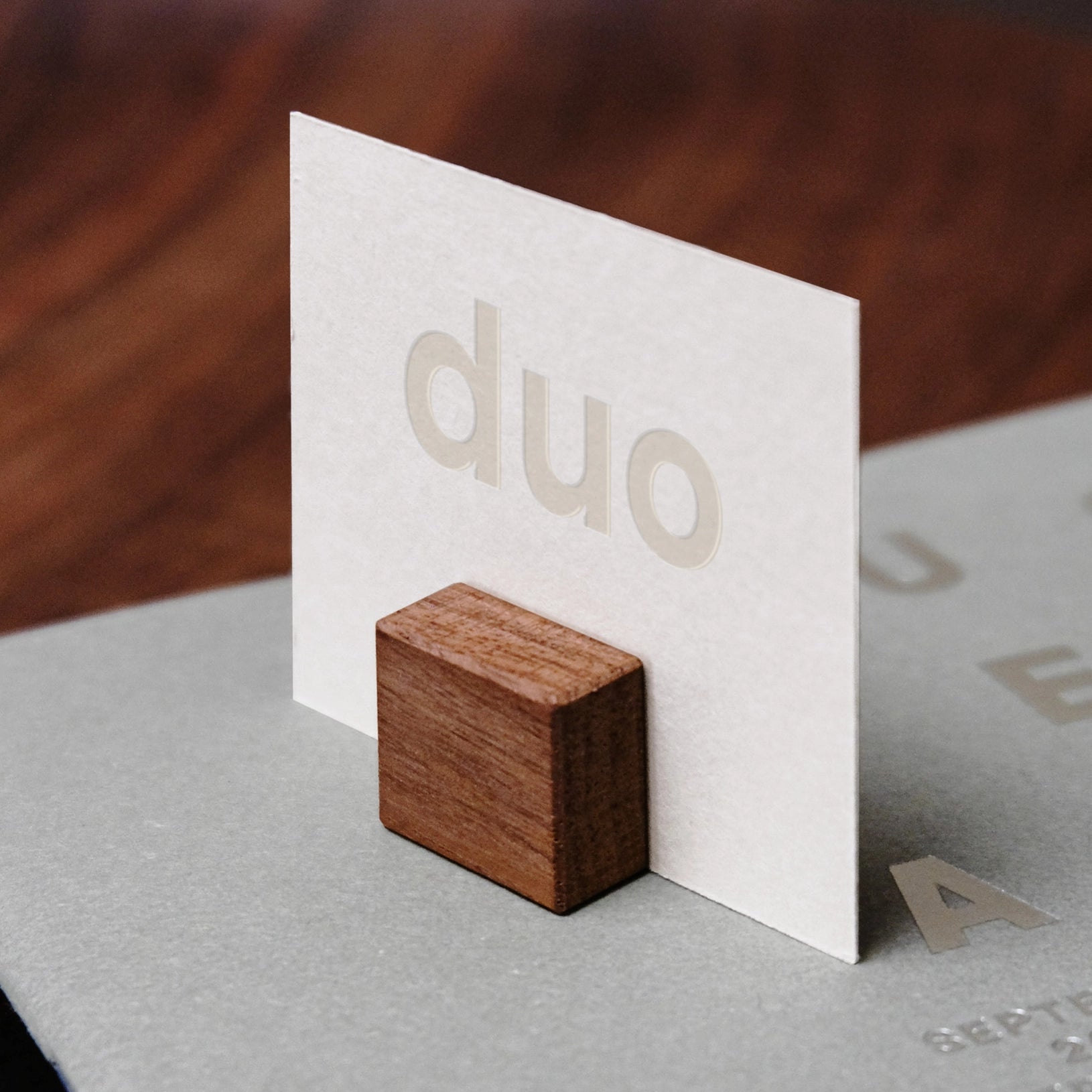 duo-cub-fotohalter-aus-holz-freiburg-concept-store-dazwischen