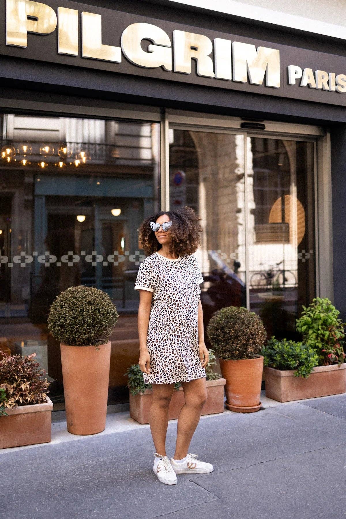 graou-stillkleid-you-and-milk-leo-dazwischen-freiburg-fuer-schwangere-und-stillende-concept-store