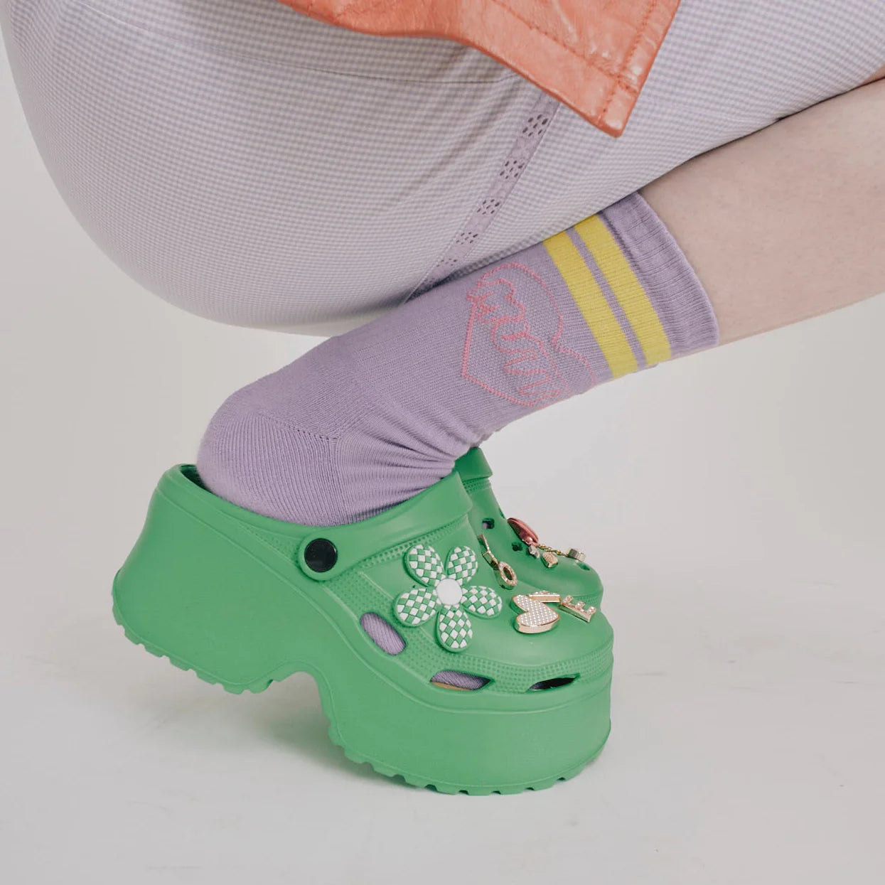 mutti-socken-mit-herz-lavendel-gelb-freiburg-concept-store-dazwischen